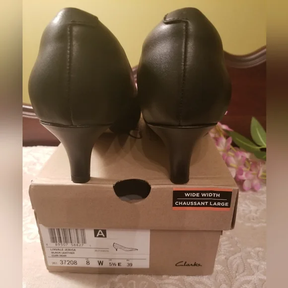 NEW Women's Clarks Linvale Jerica Black Pointed Toe Pumps Size 8 Wide - Picture 7 of 9